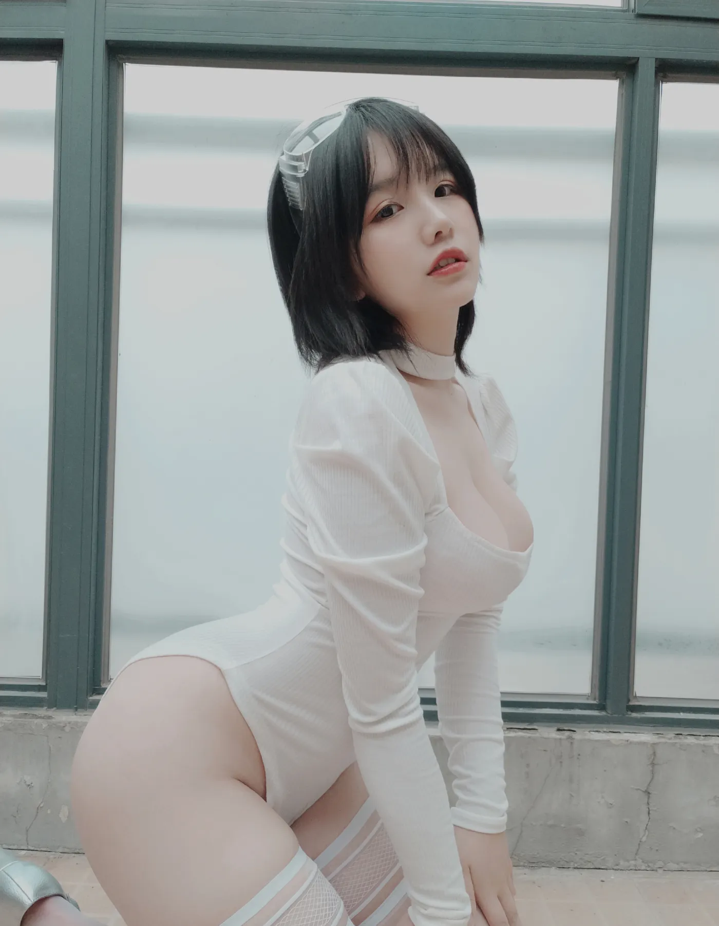阿半今天很开心 NO.005 白色肉感 [9P-30MB]猫爪社 - 在线分享优质写真福利 - 万物皆可合集猫爪社